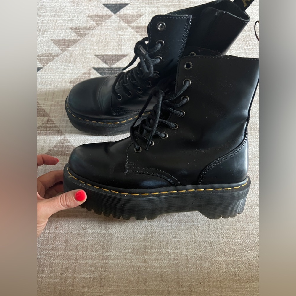 Dr marten jadon platforms